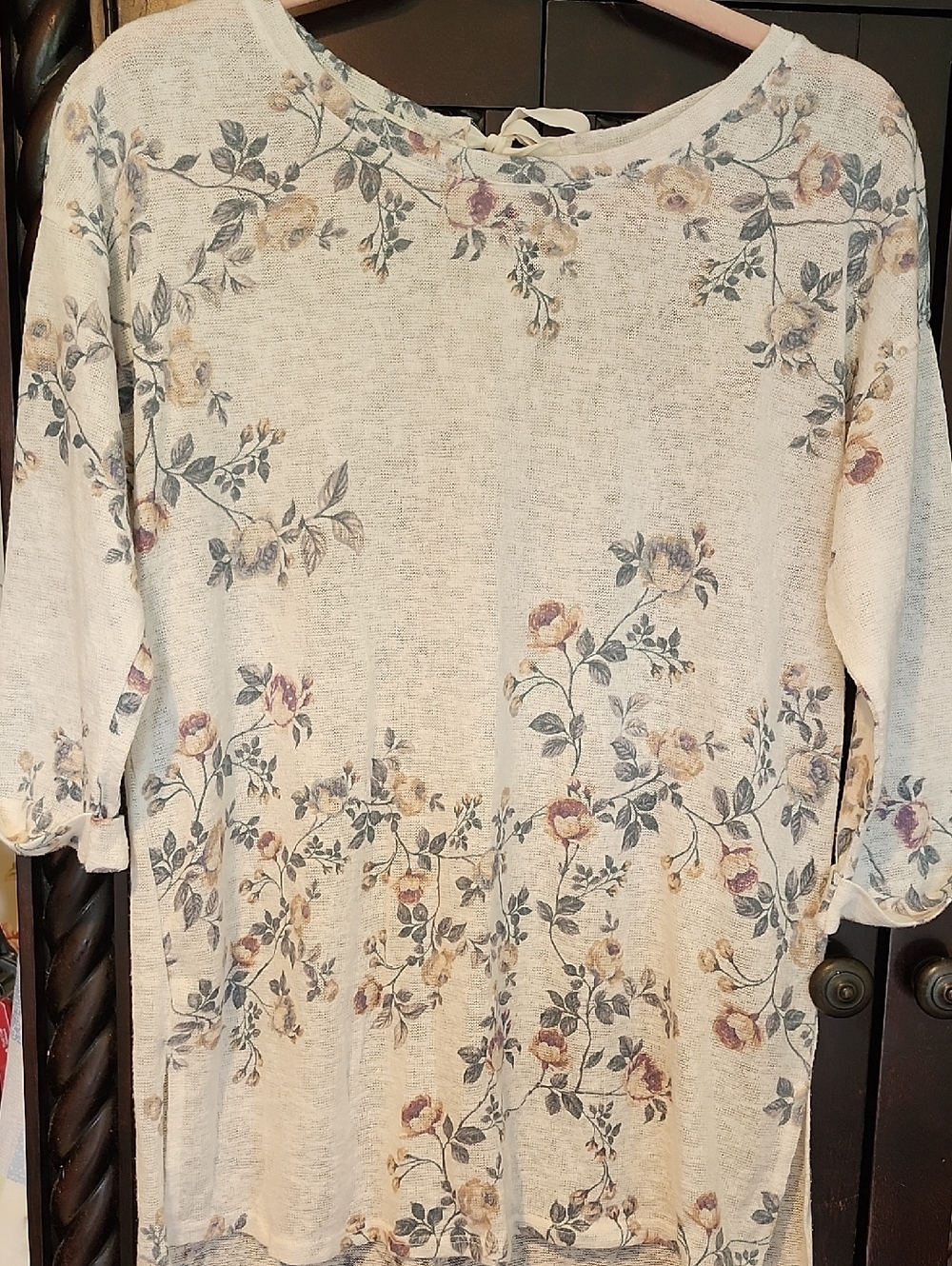 LC Lauren Conrad Lightweight Floral Knit Top in Cream with Rose Print